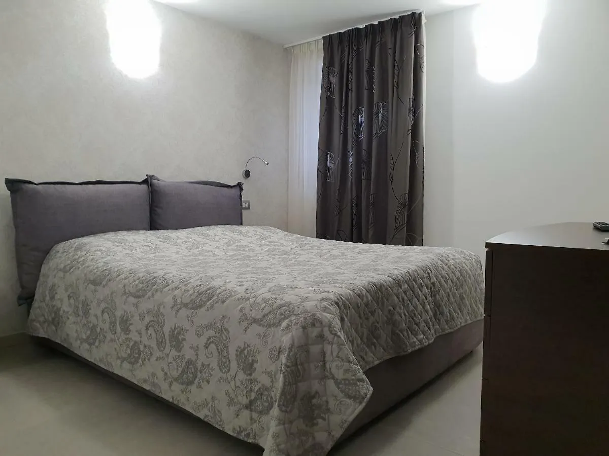 Sirmione Park View Luxury Apartments