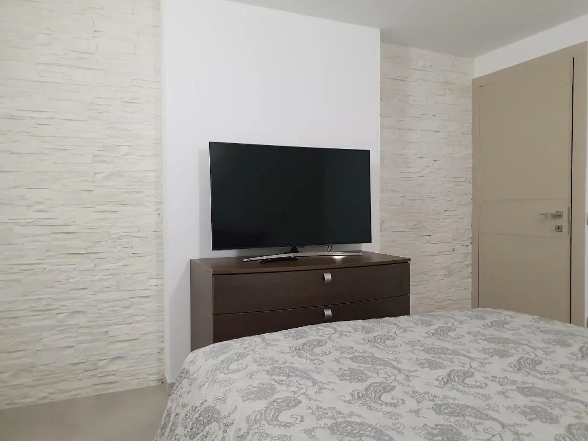 Sirmione Park View Luxury Apartments