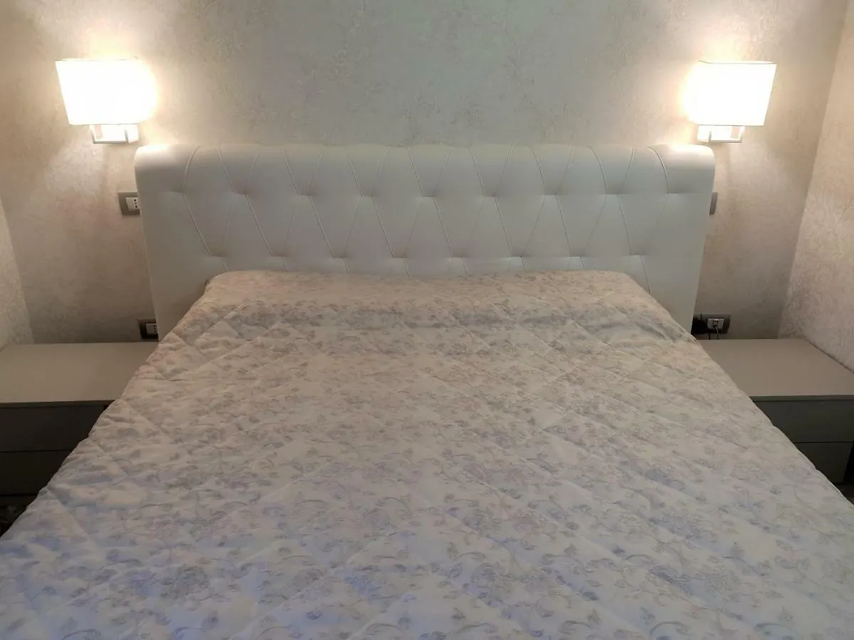 Sirmione Park View Luxury Apartments