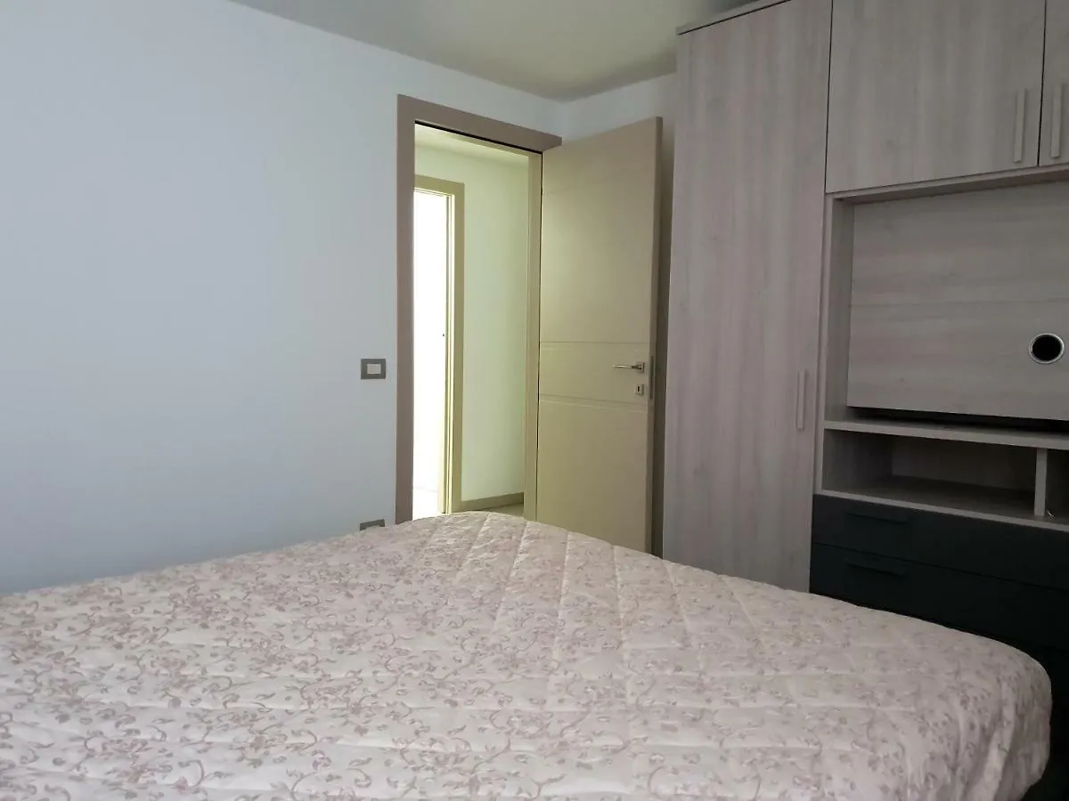 Sirmione Park View Luxury Apartments Włochy